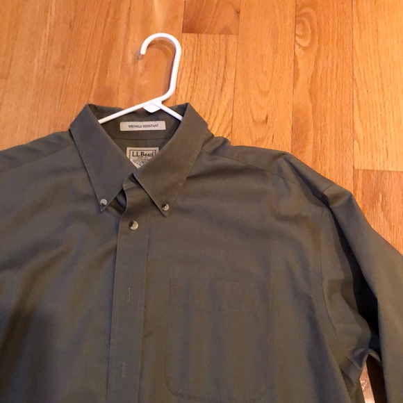 2/$25 Ll bean men’s  shirt wrinkle resistant sz L - Picture 2 of 3